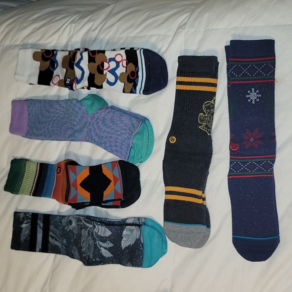 6 pairs Worn Stance socks.